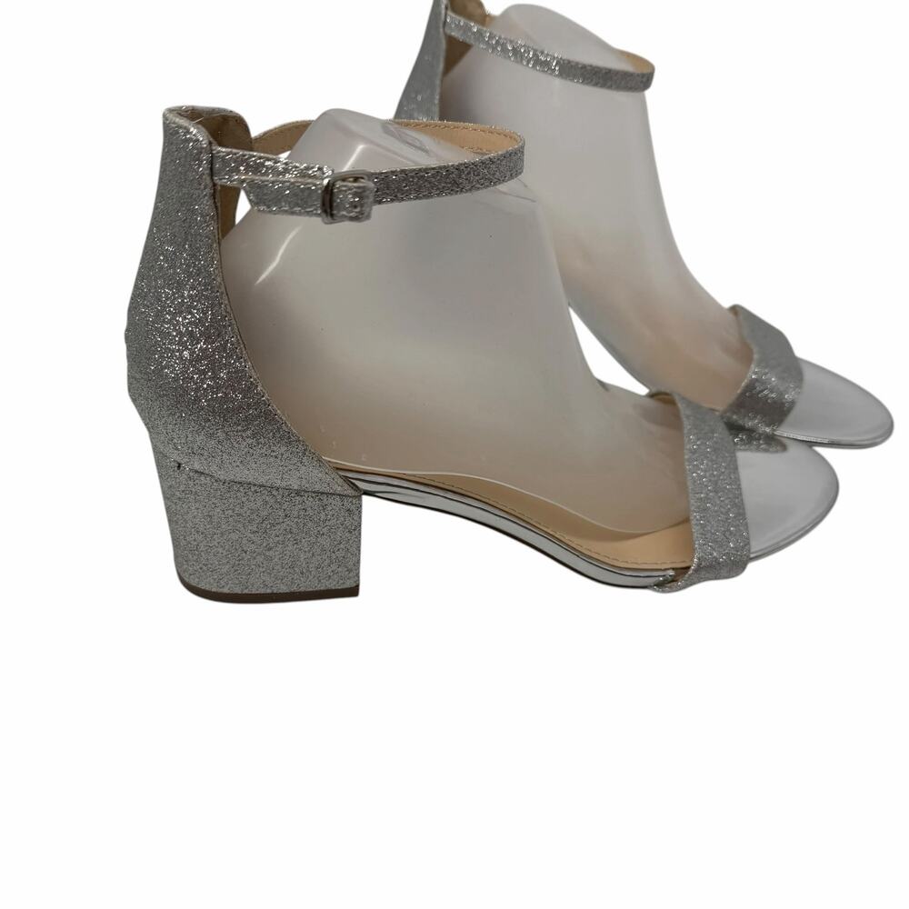 SB Betsy Johnson Mira Silver Sparkling Glitter Sandal 11 Medium
